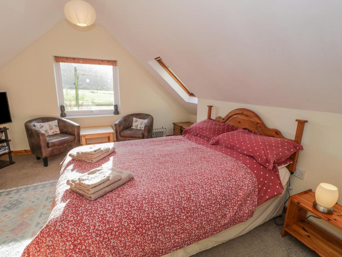 Bryn Melyn Artist'S Cottage Llanelltyd Buitenkant foto