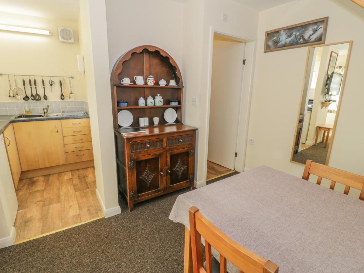 Bryn Melyn Artist'S Cottage Llanelltyd Buitenkant foto