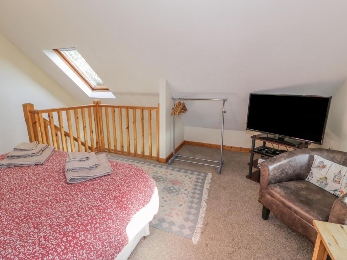 Bryn Melyn Artist'S Cottage Llanelltyd Buitenkant foto